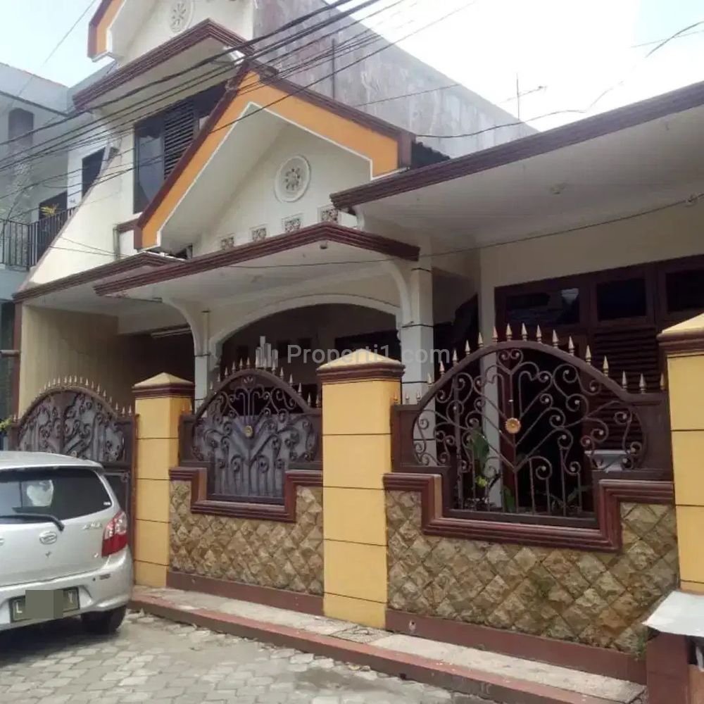 Jual Rumah 2 Lantai Semolowaru Elok SHM Strategis Siap Huni
