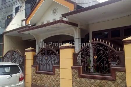 Jual Rumah 2 Lantai Semolowaru Elok SHM Strategis Siap Huni