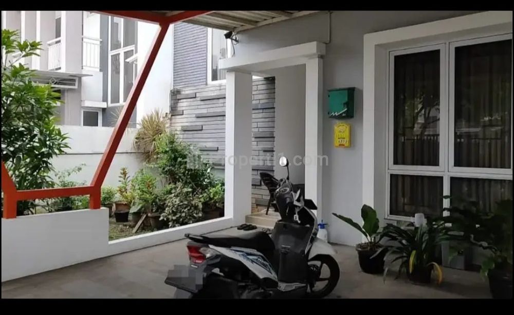 Garasi & Carport Muat 2 Mobil
