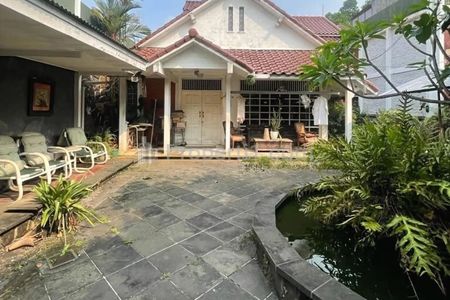 Dijual BU (Butuh Uang) Urgent Rumah di Lebak Bulus Jakarta Selatan - Luas Tanah 913 m2 SHM