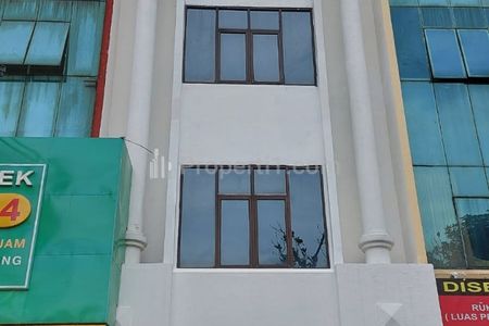 Dijual Cepat BU Ruko 4 Lantai + Rooftop di Pondok Pinang Jakarta Selatan - Baru Renovasi, Siap Pakai