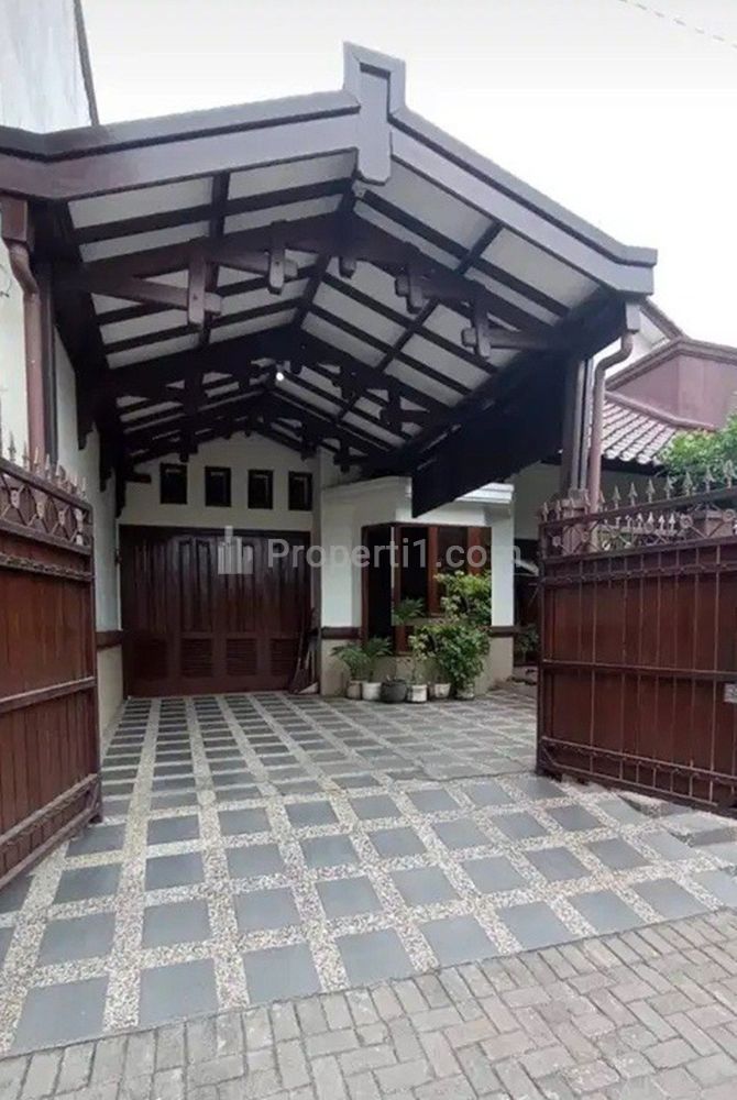Dijual Rumah Hook Bagus di Bendul Merisi Utara Surabaya