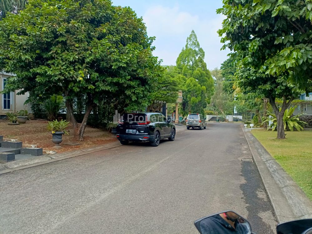 Rumah Dijual di Bintaro Lokasi Strategis dekat Graha Niaga