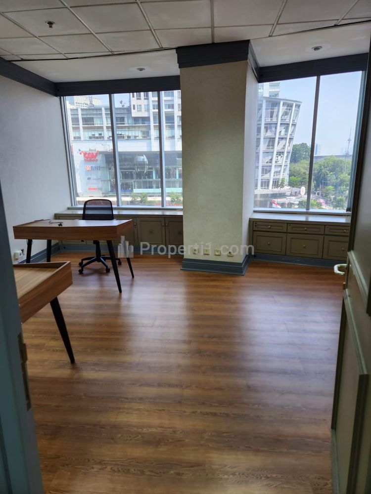 For Lease Office Space at Menara Sudirman, SCBD South Jakarta Size 218 sqm Furnished