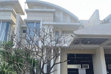 Sewa Rumah Mewah di Perum Royal Residence Cluster Buckingham Wiyung Surabaya