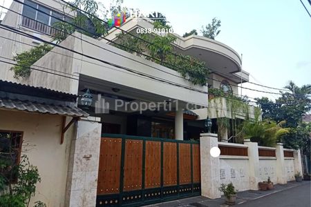 Dijual Rumah Lux Mewah di Rawa Belong Jakarta Barat - 2 Lantai, 6 Kamar Tidur, Turun Harga