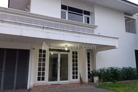 Jual Rumah Luas 350m2, Lokasi Mampang Jakarta Selatan 