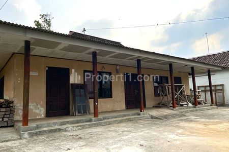 Dijual Rumah Villa Siap Huni di Kemuning Karanganyar