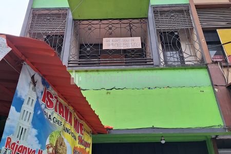 Sewa Ruko 3 Lantai Murah Posisi Strategis di Jalan Raya Cipanas Puncak