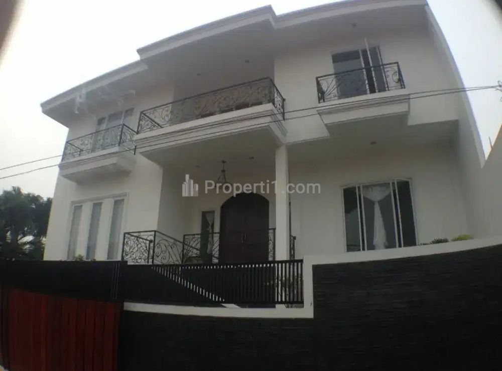 Jual Cepat Rumah Mewah di Kemanggisan ilir Jakarta Barat - dekat Binus Kemanggisan