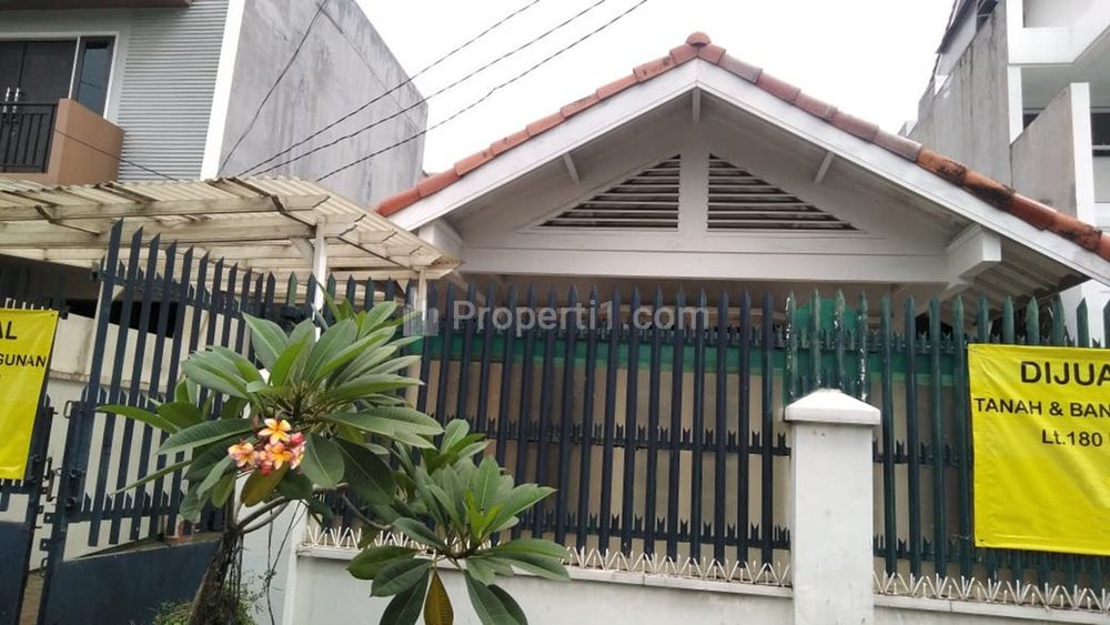 Jual Rumah Kosong Siap Huni di Kartika Pinang Pondok Indah Jakarta Selatan