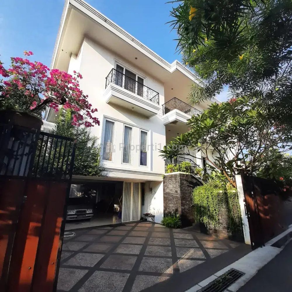 Jual Cepat Rumah Mewah di Kemanggisan ilir Jakarta Barat - dekat Binus Kemanggisan