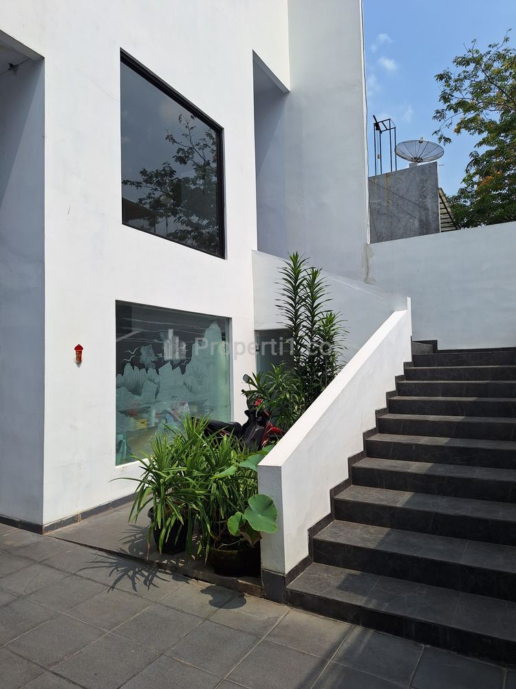 Dijual Rumah + Kantor di Agung Permai, Sunter Agung, Jakarta Utara