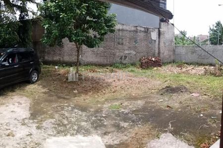 Tanah Dijual di Meruyung dekat Akses Gerbang Tol Limo - Hadap Utara - Luas 404 m2