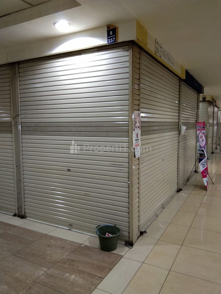 Jual Kios Mangga Dua Square Pademangan Jakarta Utara - Luas 6 m2, Posisi di Hook