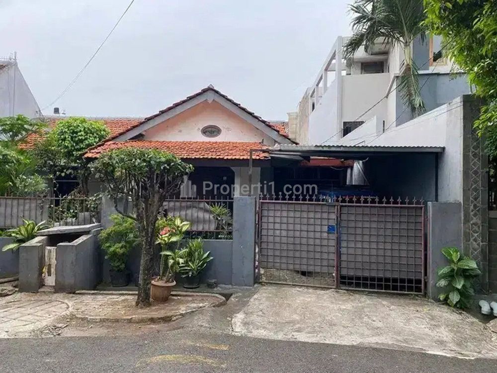 Jual Rumah Lama di Pancoran Timur Pengadegan Jakarta Selatan - Luas Tanah 400 m2