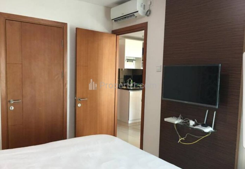 Kamar tidur ada pintu connecting ke kamar mandi