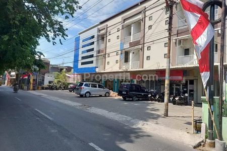 Jual Ruko 3 Lantai SHM Strategis di Jalan Kebonsari Jambangan Surabaya Selatan