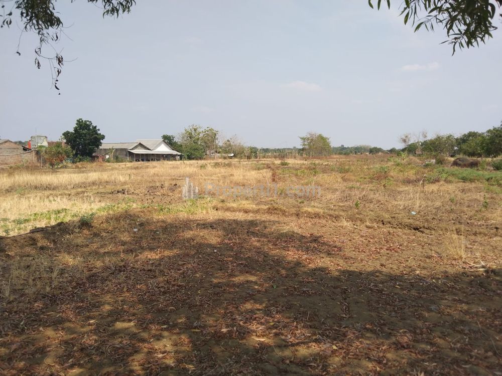 Dijual Tanah untuk Perumahan atau Kavling di Pinggir Jalan Gantar Babakan Dampyang Indramayu