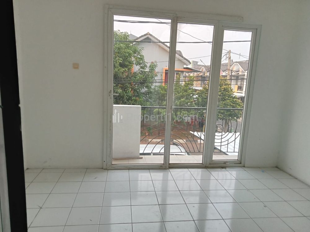 Jual Rumah Golden Palm Seberang Citra 5 Kalideres Jakarta Barat - 2 Lantai, 2 Kamar Tidur