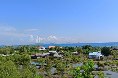 Jual Tanah Pinggir Pantai View Bagus di Labuan Bajo Manggarai Barat Nusa Tenggara Timur - Luas 1 Hektar