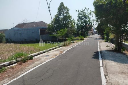 Dijual Tanah Siap Bangun Usaha dekat Karanganyar Kota, Jawa Tengah - Luas 93m2, Harga 165 Juta