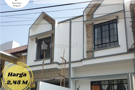 Dijual Rumah Baru 2,5 Lantai Model Scandinavian Style di Pulomas Jakarta Timur