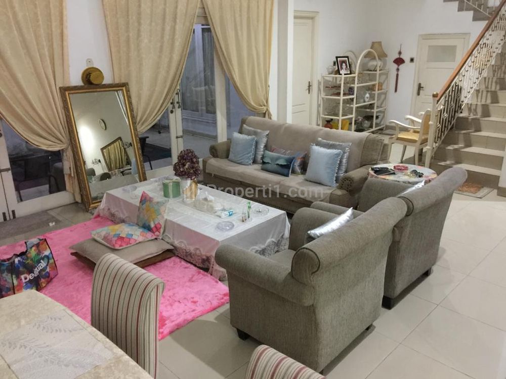 Dijual Rumah 2 Lantai di Cipete Utara Kebayoran Lama Jakarta Selatan