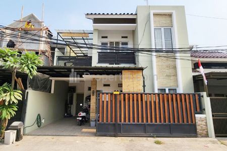 Rumah Dijual di Cilangkap Cipayung Jakarta Timur, dekat Cibubur Square, Mabes TNI AL Cilangkap, SMA Negeri 64 Jakarta Timur