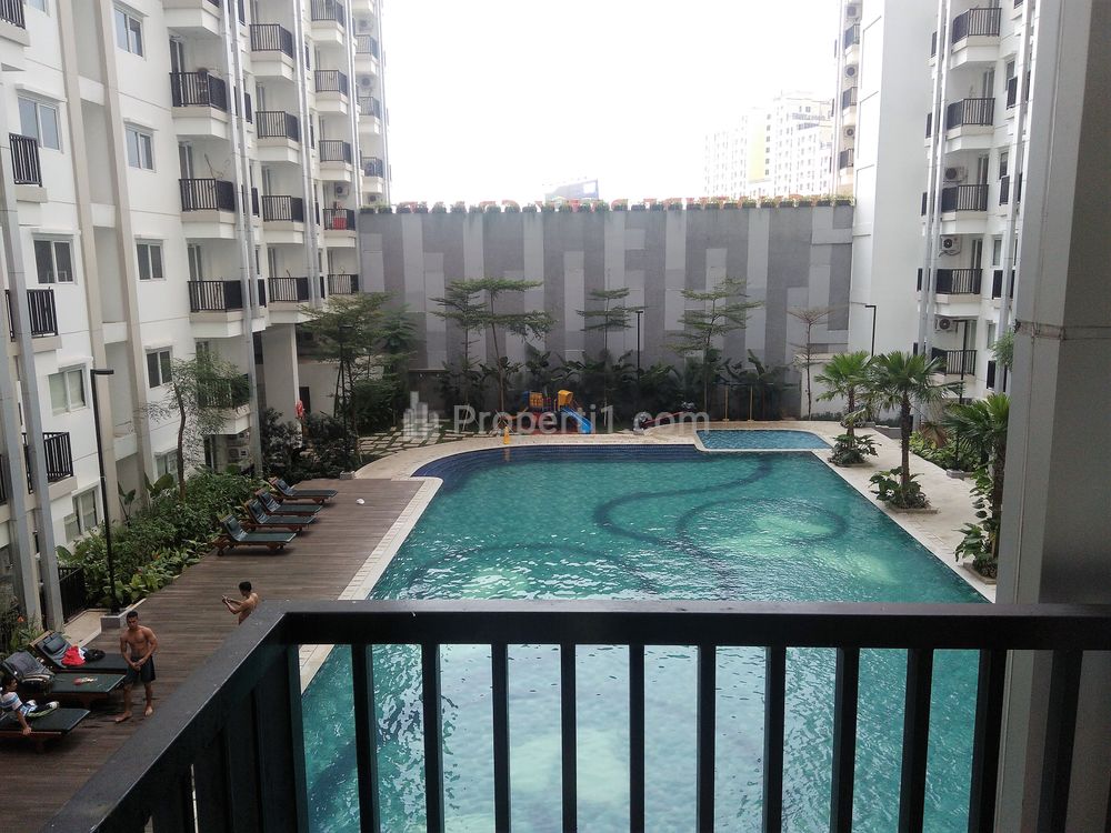 Sewa Apartemen Signature Park Grande, Studio++ Lantai Rendah View Swimming Pool, Full Furnished