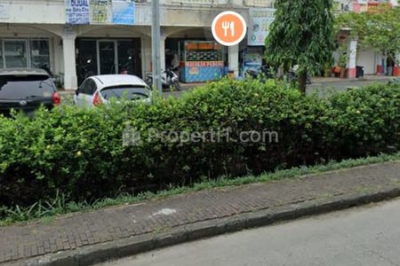 Dijual Ruko 3 Lantai di Taman Surya 5 Jakarta Barat, Lokasi Strategis dan Ramai - Kode 0252