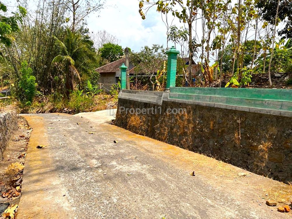 Dijual Tanah Hook 80 Juta di Utara Kantor Kecamatan Kerjo, Karanganyar