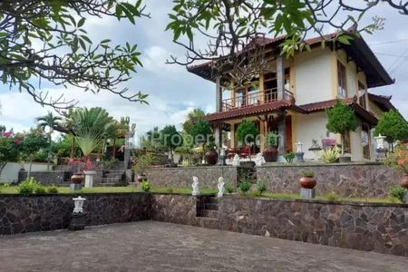 Jual Villa Full Furnished Siap Huni Pemandangan Bagus di Kalibukbuk Buleleng Bali