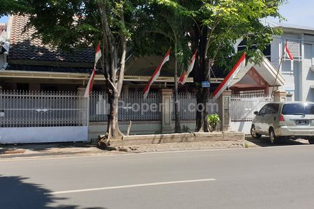 Dijual Rumah di Pinggir Jalan Utama Sunu Raya, Suangga, Tallo, Makassar - Depan Kantor Pos - Cocok untuk Hunian / Tempat Usaha