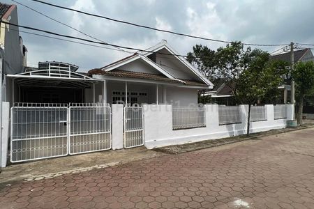 Jual Rumah Hook Bagus & Baru Renovasi di Ratu Jaya, Cipayung, Kota Depok