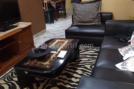 Dijual Apartemen Oasis Mitra Sarana Jakarta Pusat – 1+1 Bedrooms 70 m2 Fully Furnished