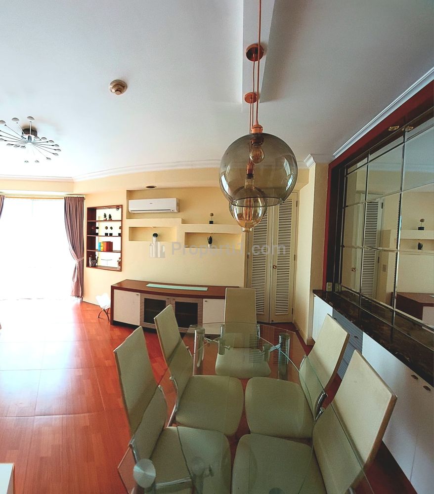 Sewa Apartemen Batavia Benhil - 1 BR Full Furnished, dekat Sudirman dan Semanggi - Kode 0284
