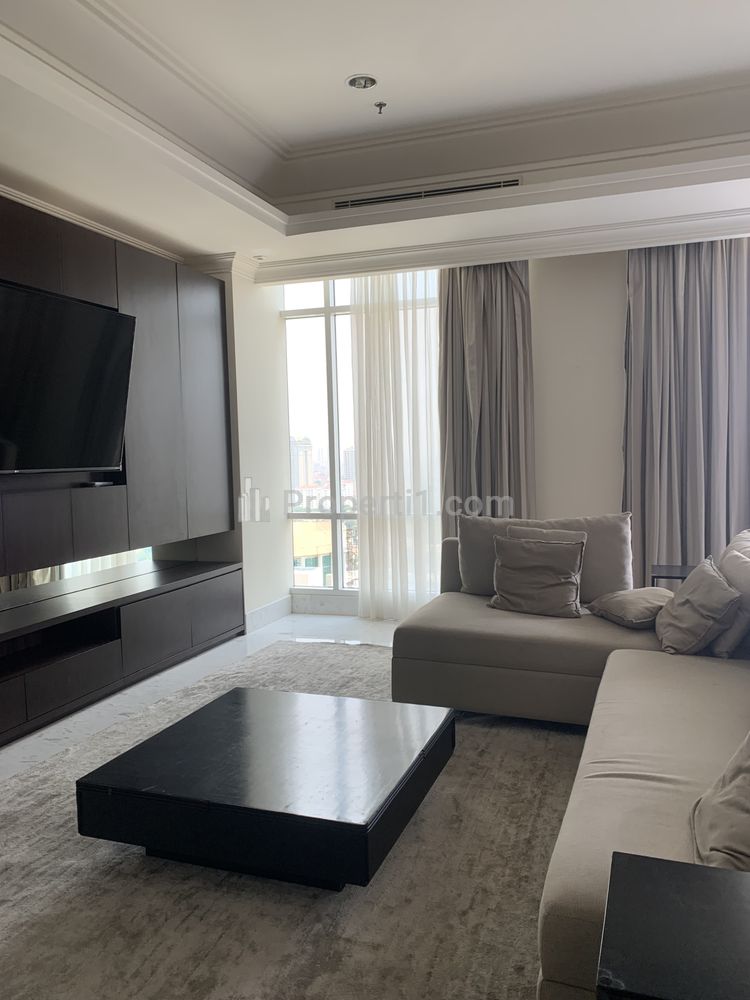 Disewakan Apartemen Botanica Simprug - 2+1BR 195m2 Full Furnished