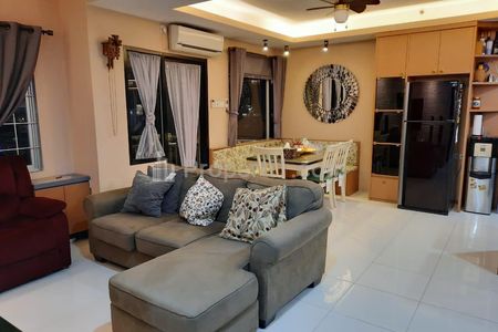 Disewakan Apartemen Sudirman Park Jakarta Pusat Type 2+1 Bedroom Fully Furnished, dekat Stasiun MRT Setiabudi Astra dan Citywalk Sudirman