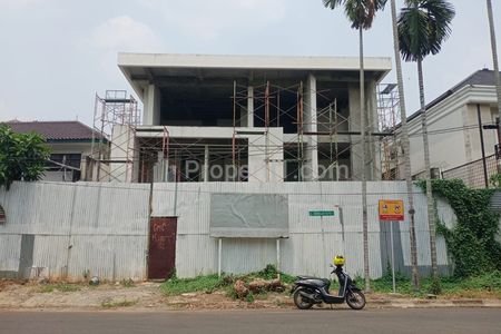 Jual Tanah dan Bangunan Gedung Lokasi Strategis di Pondok Pinang, Kebayoran Lama, Jakarta Selatan LT 664 m2