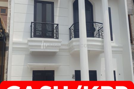 Dijual Rumah Baru 2 Lantai di Cluster Callista Regency Condet Jakarta Timur