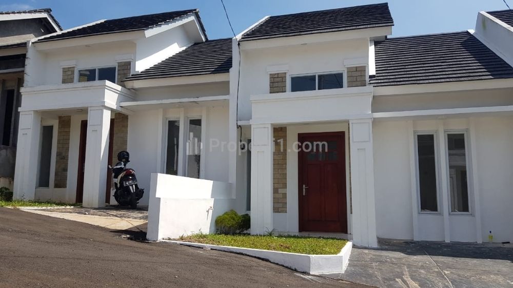 bagian depan rumah