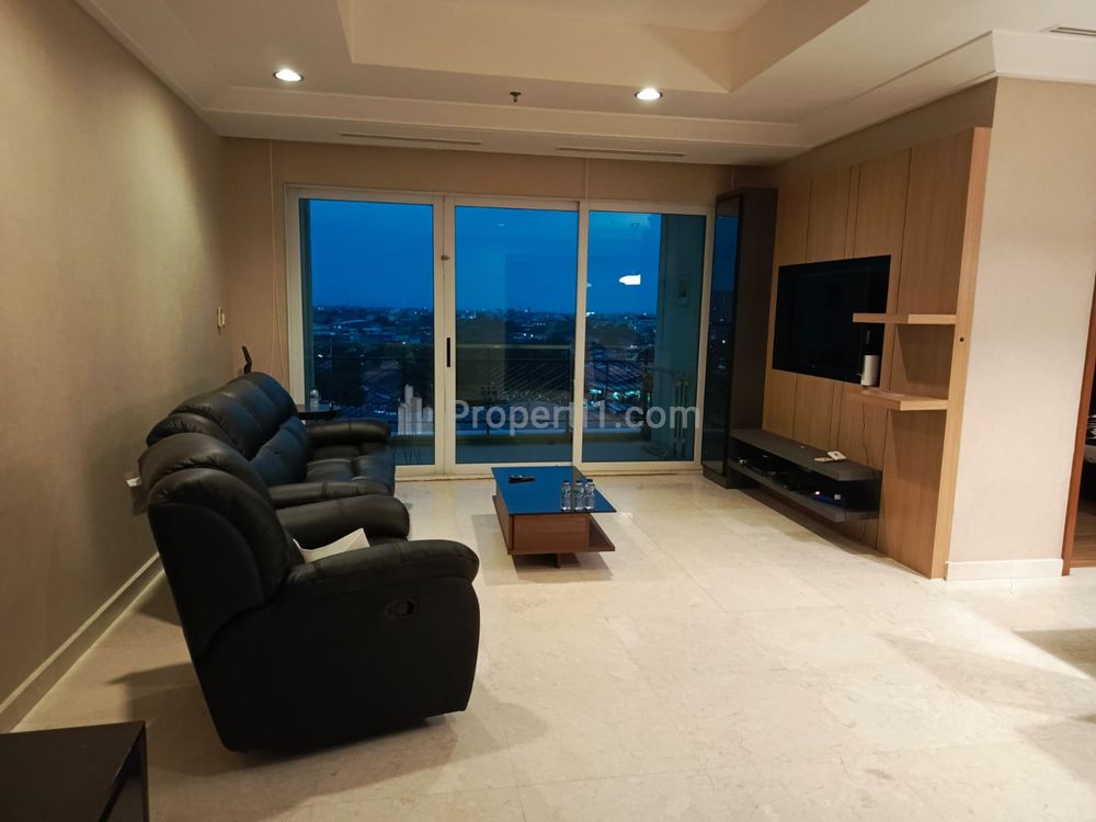 Jual Apartemen Pakubuwono Residences - 2 BR Full Furnished Luas 177 m2