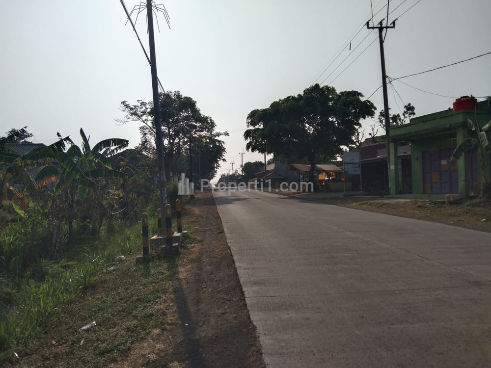 Dijual Tanah untuk Usaha, Industri, dan Gudang di Pinggir Jalan Raya Subang Cikamurang