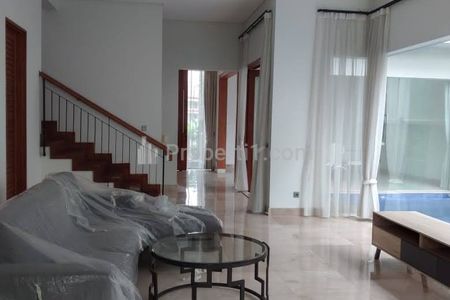 Disewakan Rumah 4 Kamar di Kemang Timur Jakarta Selatan