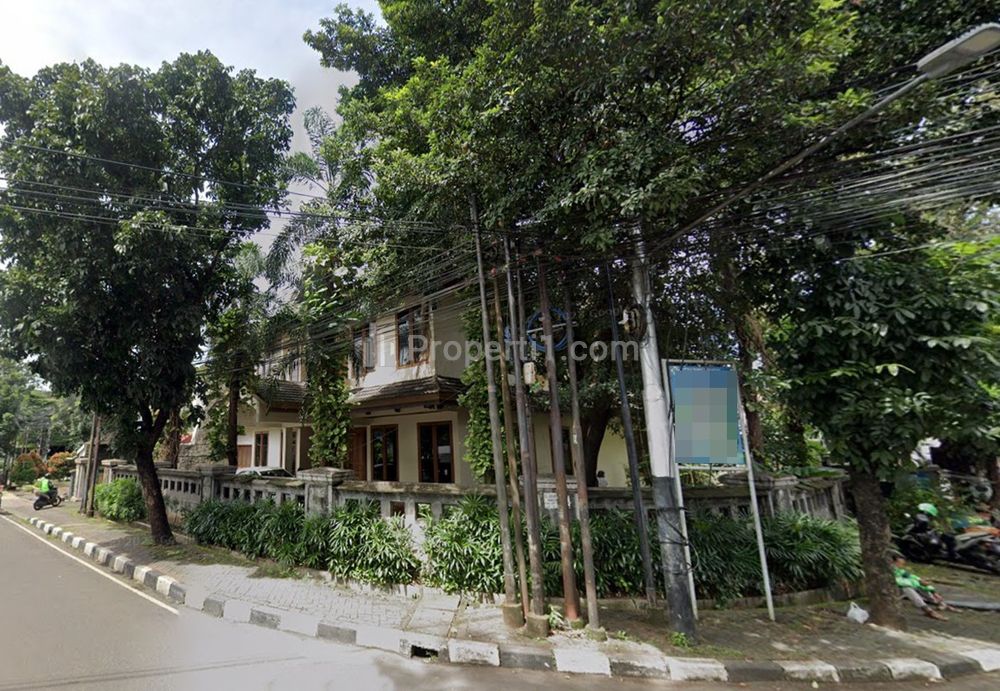 Jual Rumah Sangat Mewah Hook di Kramat Pela, Kebayoran Baru, Jakarta Selatan