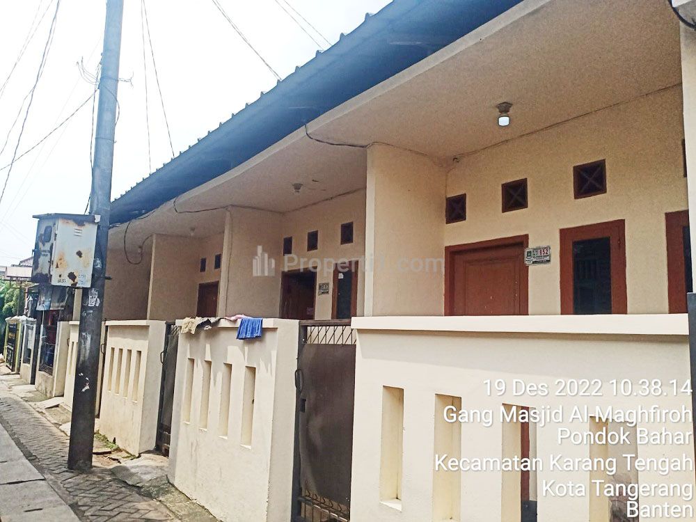 Dijual Rumah Kontrakan 4 Unit di Pondok Bahar Karang Tengah Tangerang, dekat RS Mandaya Royal Hospital Puri, SAMSAT Ciledug, Hari Hari Ciledug