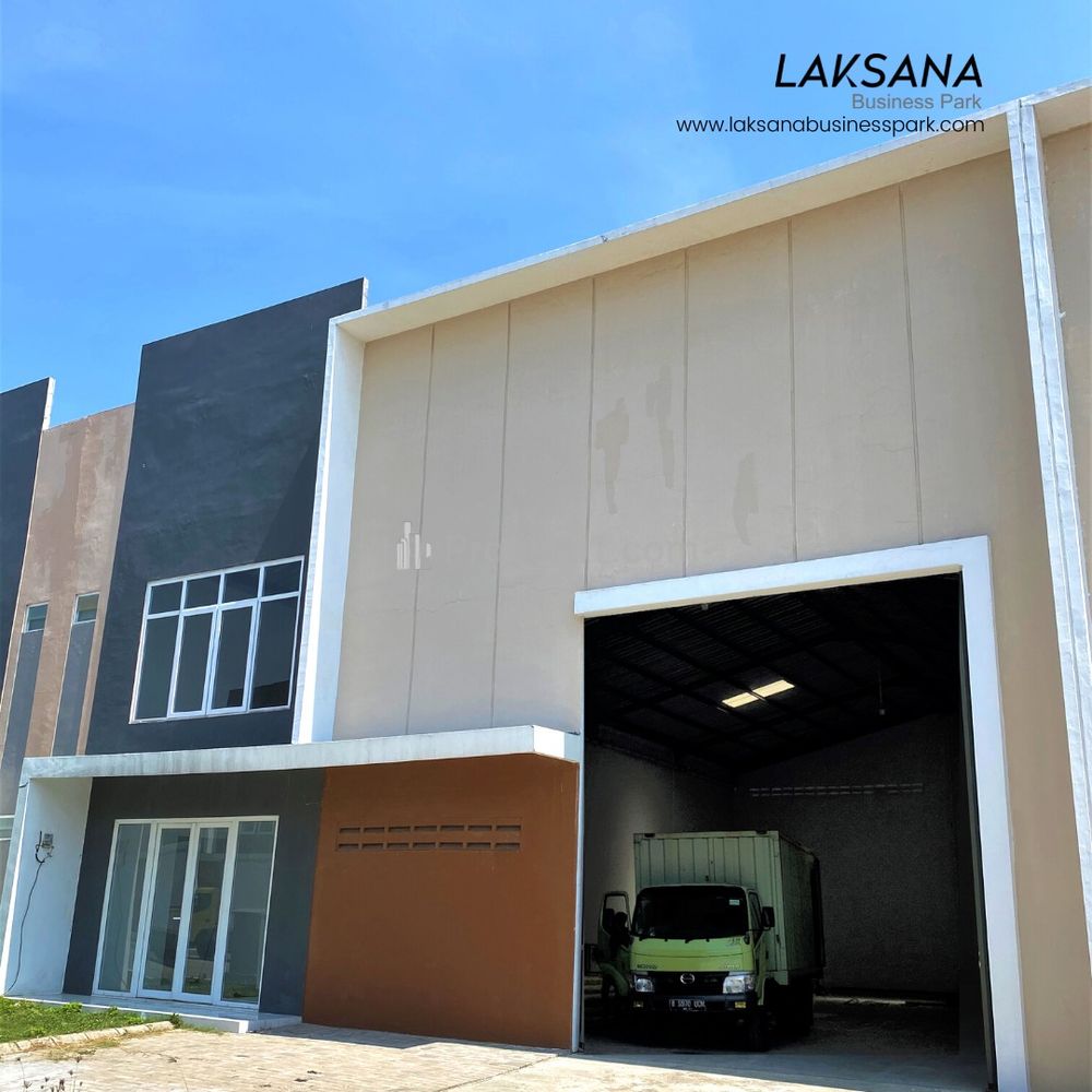 Dijual Laksana Business Park Tangerang, Gudang Luas Strategis Tipe 15x30