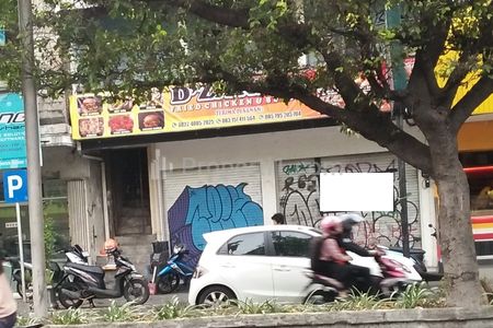 Disewakan Ruko Pusat Kota di Gejayan Caturtunggal, Dekat Kampus, Daerah Bisnis, Strategis, Cocok untuk Usaha