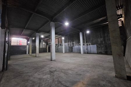 Disewakan Gudang 2 Lantai di Jalan Cargo Denpasar Bali - Tersedia Lift Barang